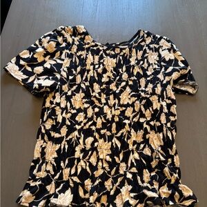 South Moon Under Black and Cream Floral Short Sleeve Tee